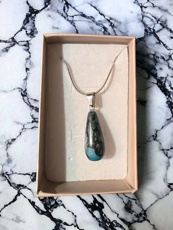 Blue Agate Tear drop necklace